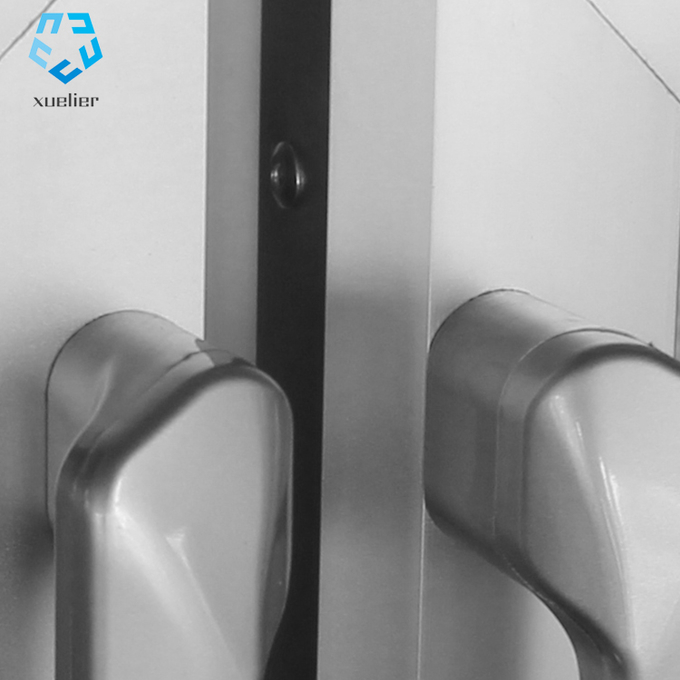 Bancada comercial de aço inoxidável do refrigerador na cozinha traseira do restaurante 5 do hotel