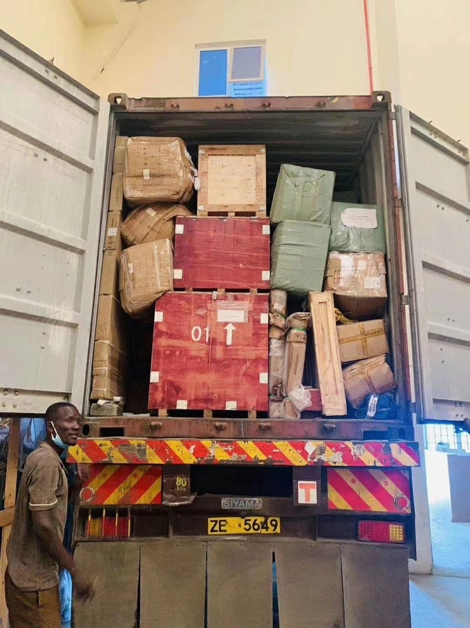Congelador de aço inoxidável 13 da japona da porta de vidro comercial da grande capacidade de porta dobro