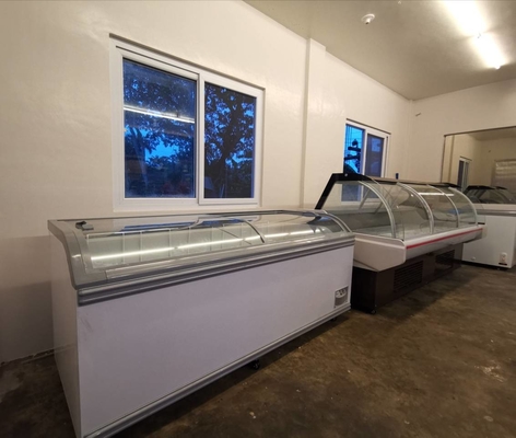 Special large capacity freezer refrigeration facilities for white supermarket